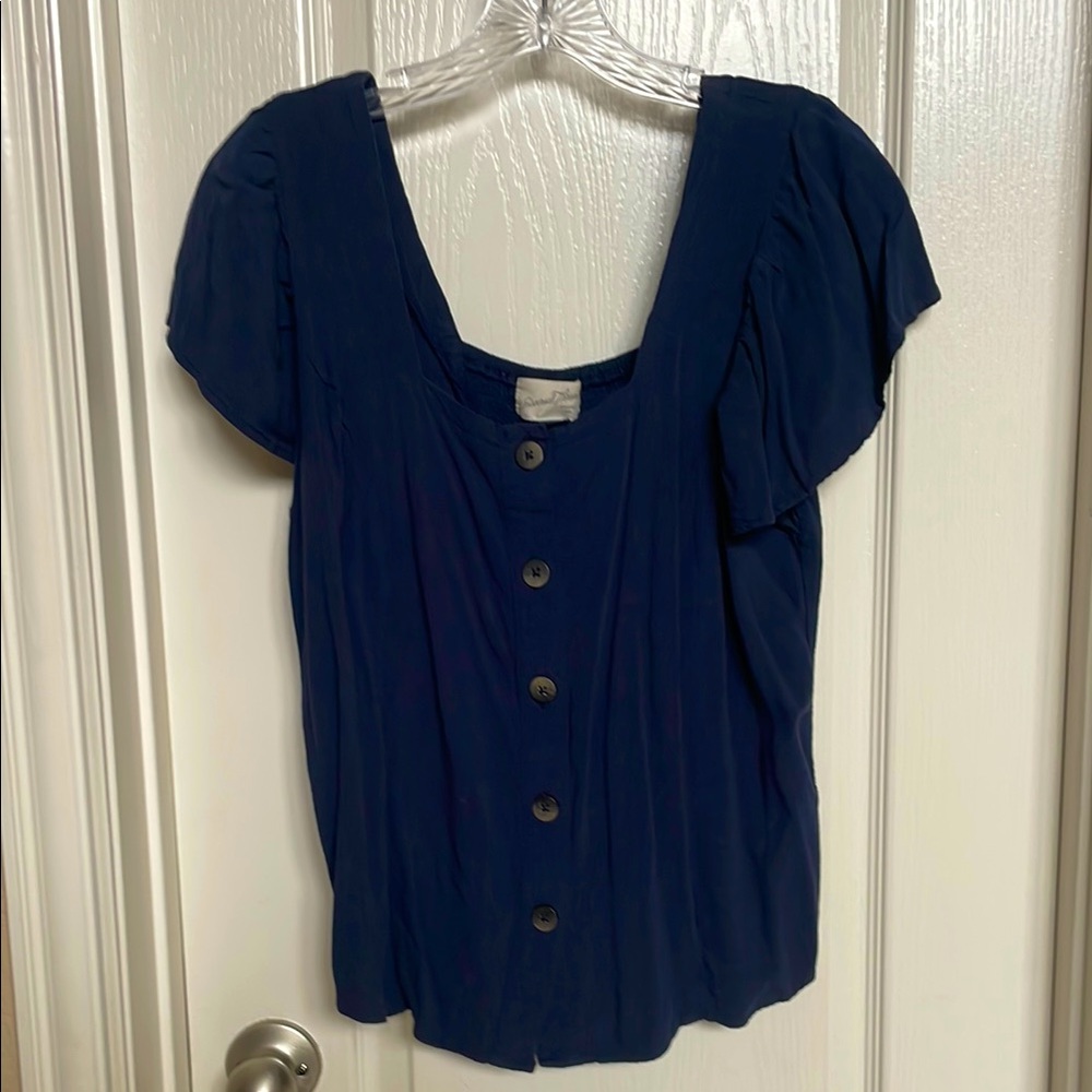 Universal thread flutter top in navy size medium